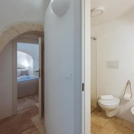 Trulli Difesa فيلة *