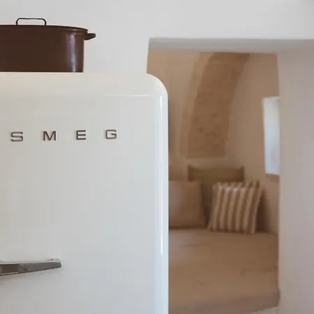 Trulli Difesa * مارتينا فرانكا