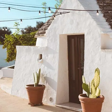 Trulli Difesa 别墅